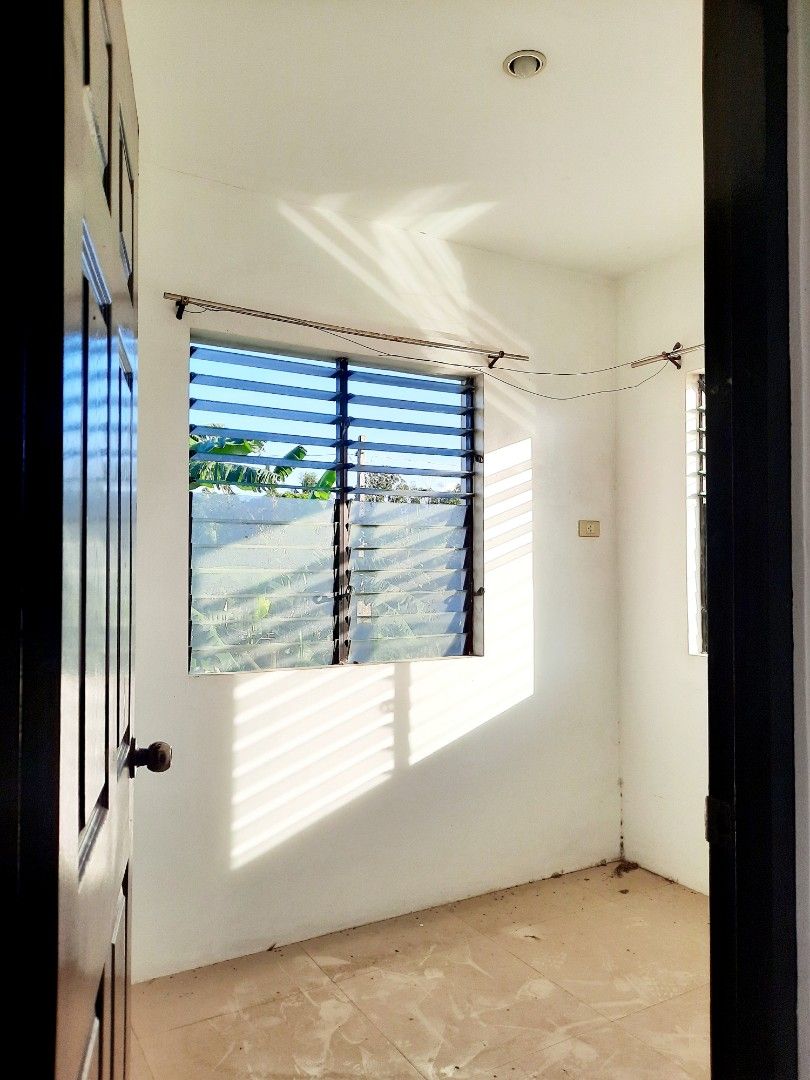 3Bedroom 2Storey House, 107 sqm Lot and 80 sqm Floor, Barangay Tangub, Bacolod City, Negros