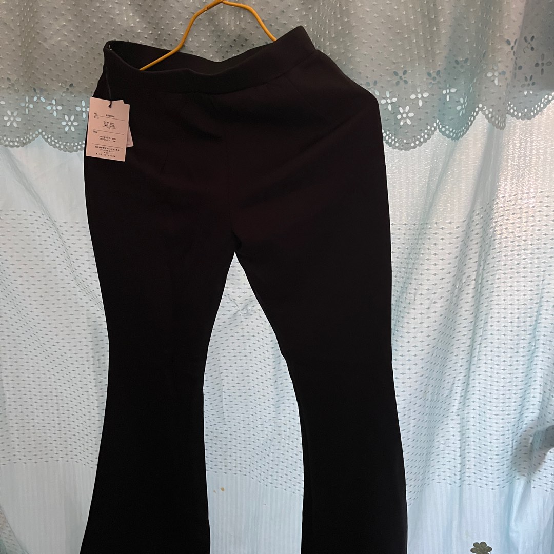 Hollister flare leggings, 女裝, 褲＆半截裙, 牛仔褲、Leggings - Carousell