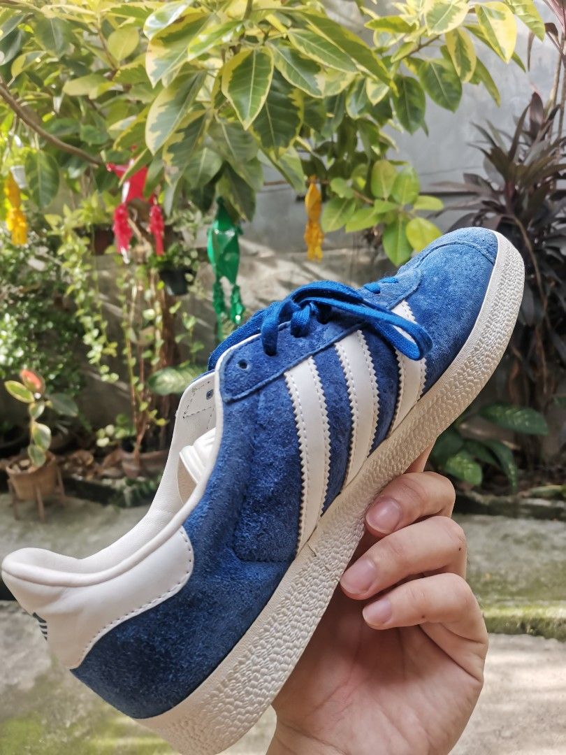 Adidas Gazelle 85 Bluebird (Category: Sneakers) located in Digos. Submitted by northjnav (Listing ID 1277448450, Image 2). Description: Sellin my gazelles since naka store lg sa rack. Used only thrice sa malls. I lost the box, the same as my other shoes as I place all of my shoes sa shoe rack ko. condition: 9/10 the pair still looks brand new and all, I gave it a 9 since tagal na to saken, around 8 months already. Bought it @ adidas ph as an alte