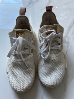 （分類：）位於 。 由 nattaffing 提交（商品編號 1277467902，圖片 1）。簡介： 。