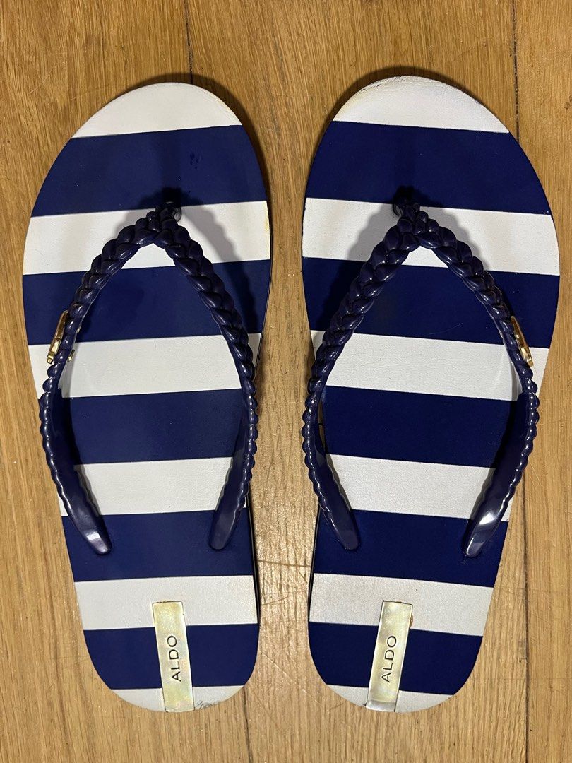 Aldo flip flops