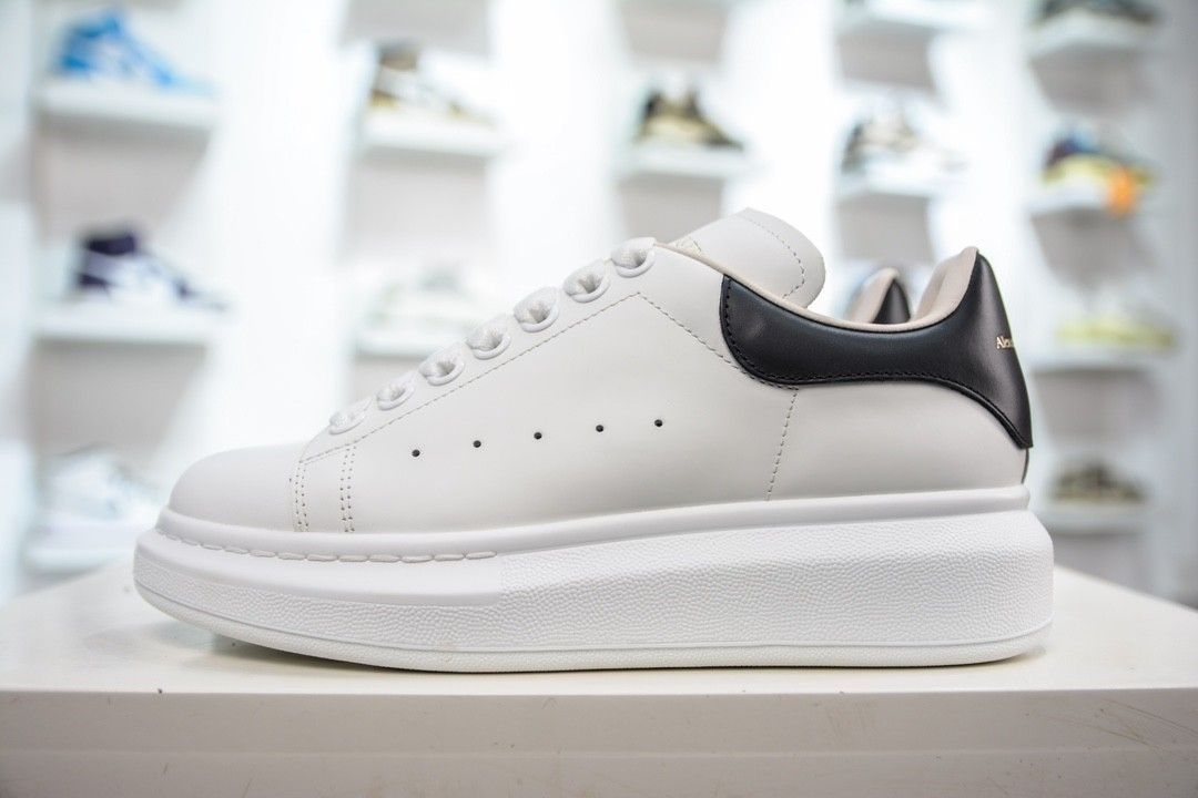 Alexander McQueen Oversized Leather Sneaker in Black White W