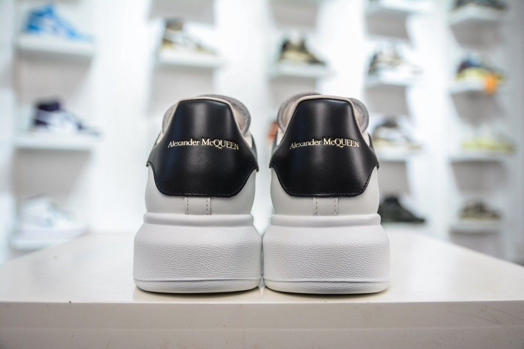 Alexander mcqueen oversized sale clearance