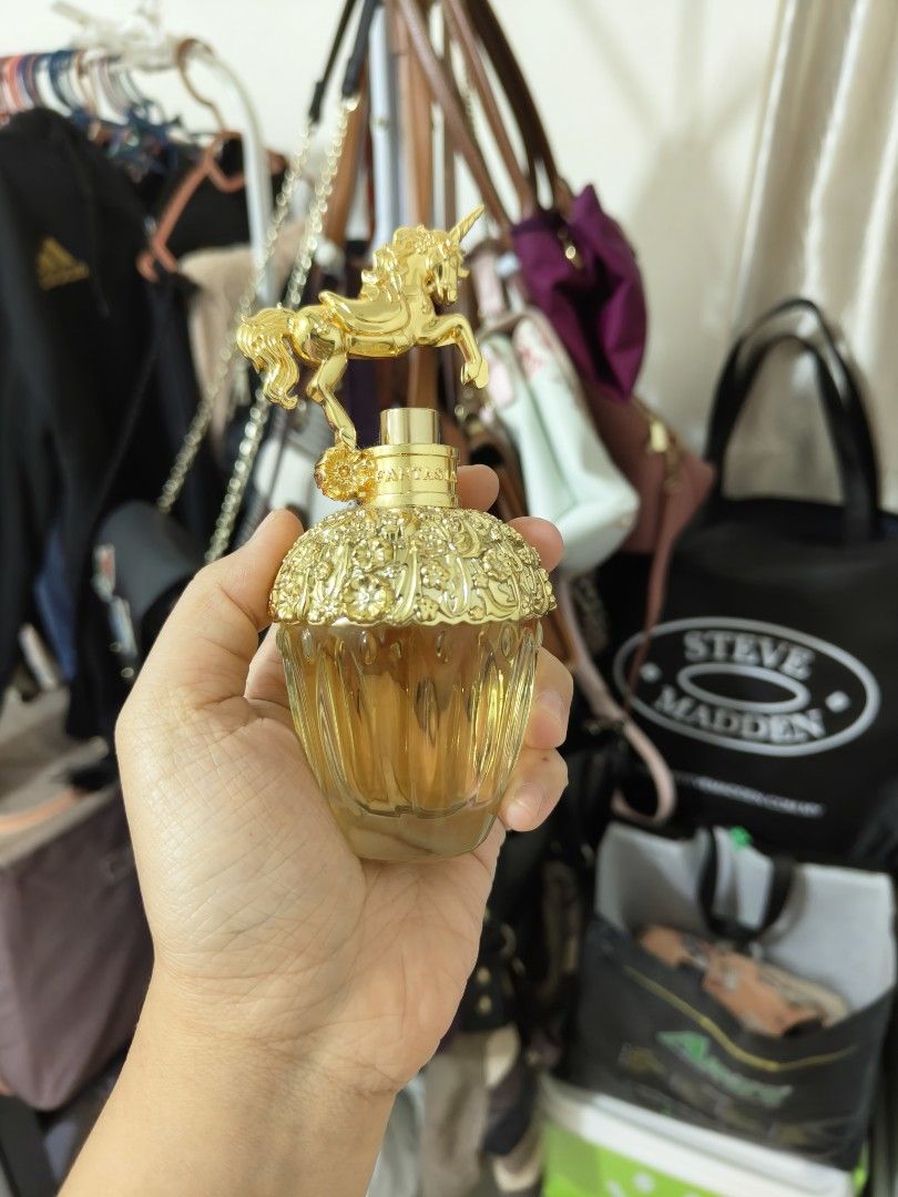 Anna sui blue perfume store