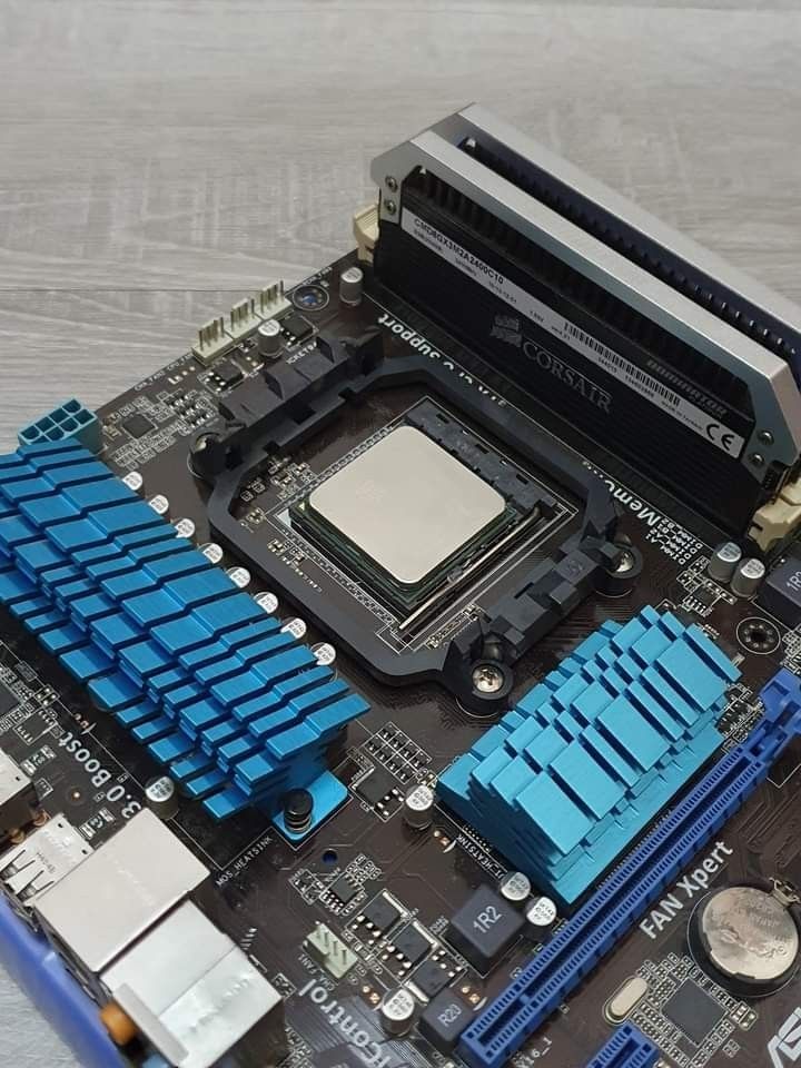 Amd hotsell ddr3 motherboard