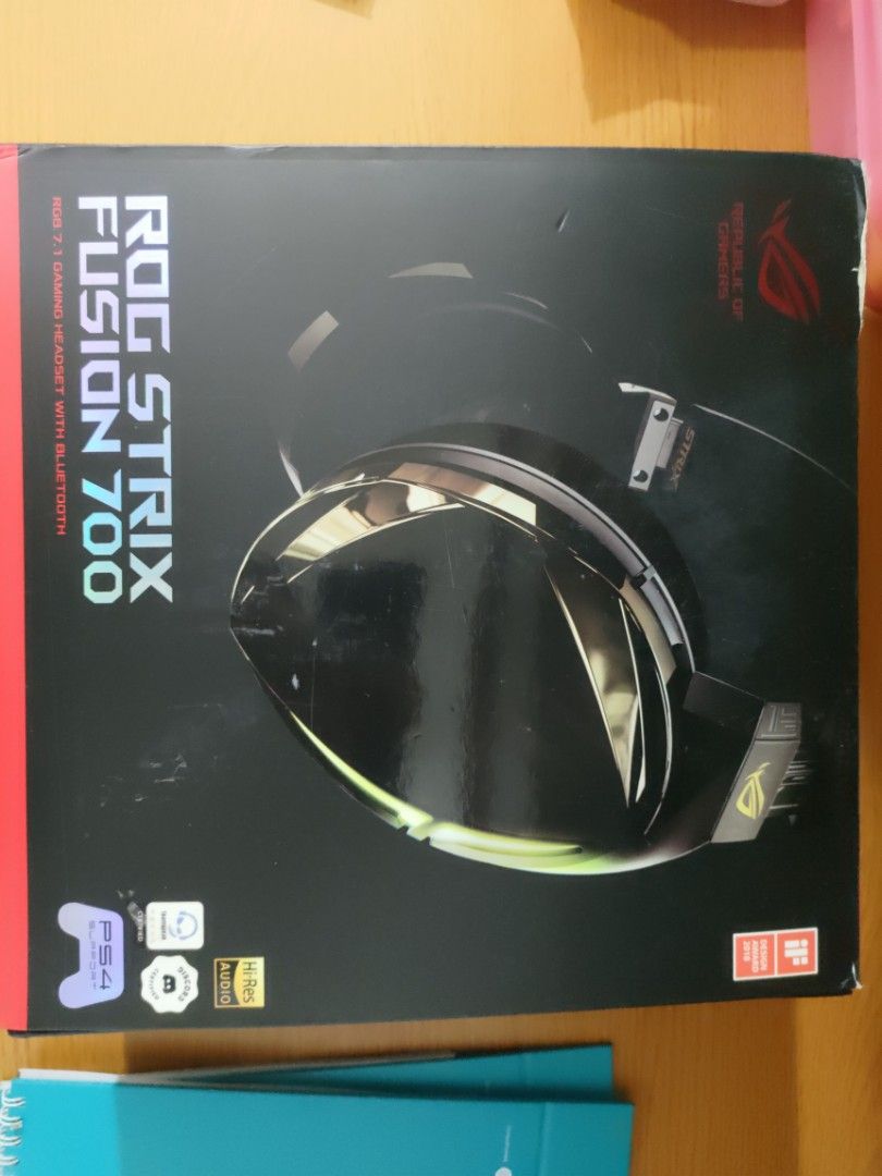 Rog fusion hotsell 700 price