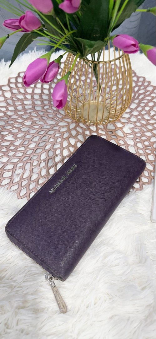 Authentic outlet mk wallet