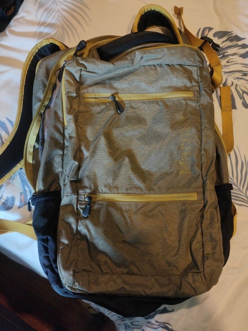 Marmot Unisex Long Hauler Travel Duffel Bag | Durable, Weather- Resistant |  2300ci (35 Liter), Solar/Shetland, Small : Amazon.ae: Sporting Goods