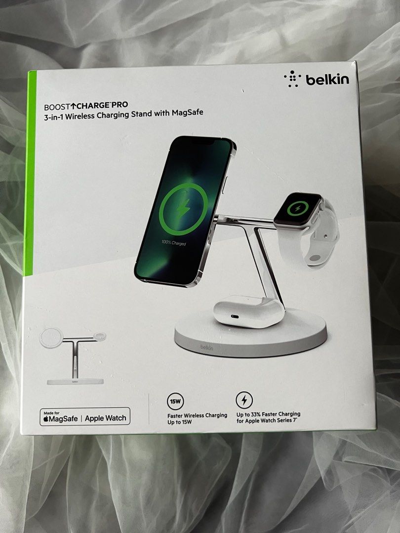 Belkin MagSafe 3-in-1 Wireless Charging Stand (Older 2021 Release) for  Apple Watch, iPhone Series, AirPods - Black
