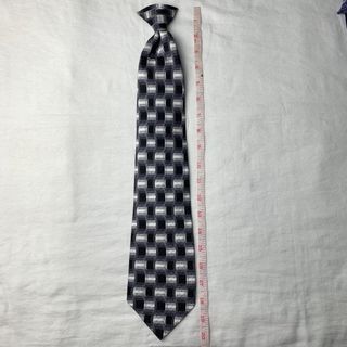 Black White Clip necktie