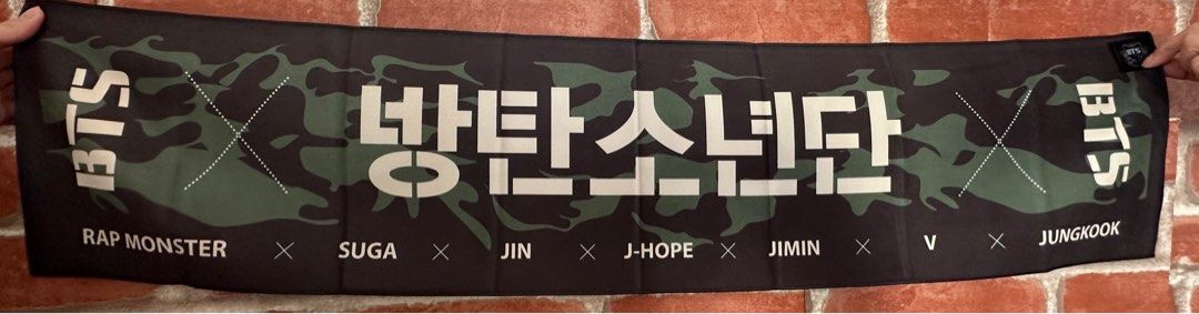 BTS official slogan, 興趣及遊戲, 收藏品及紀念品, 韓流- Carousell