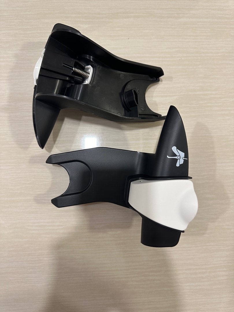 Bugaboo Bee Adapter For Maxi Cosi Car Seat Babies Kids Going Out Car Seats on Carousell
