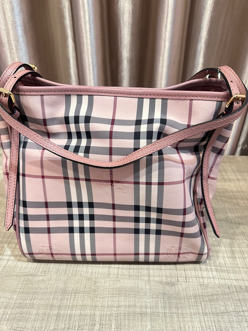 Burberry shoulder shop bag pink