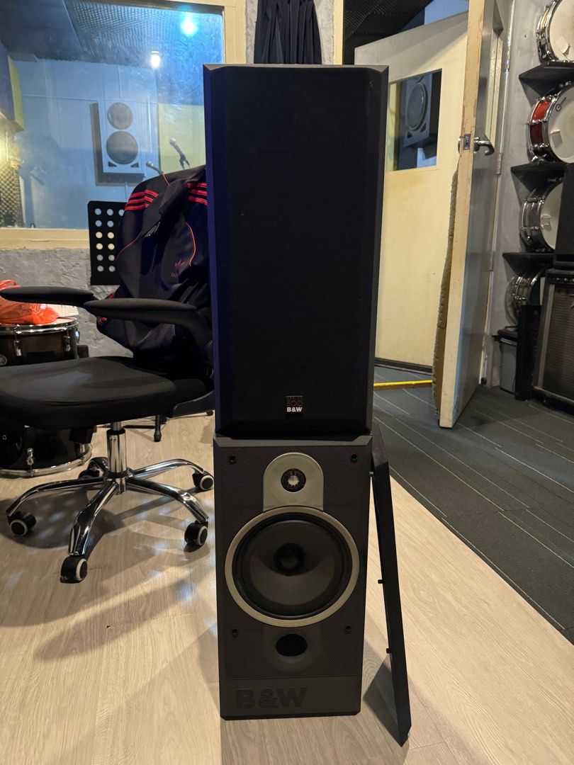 B&w 500 hotsell series speakers