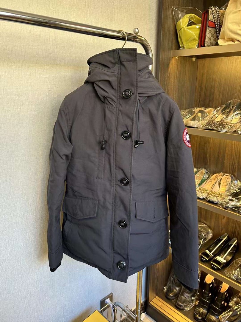 Canada goose hotsell extra small