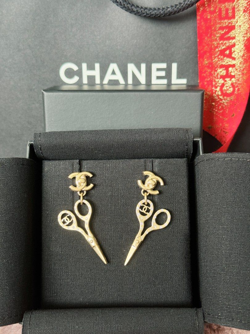 Chanel 21p clearance earrings