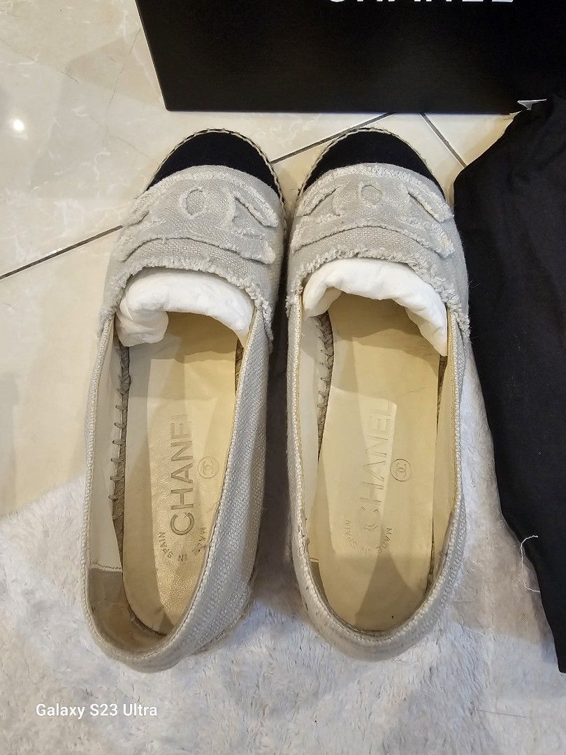 Chanel fisherman shoe Ori priceRM4300 now RM2500