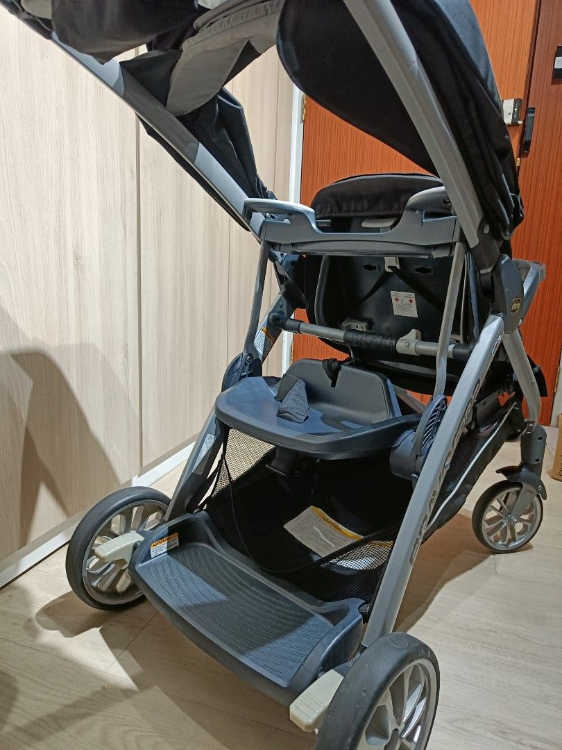 Chicco bravo sit hot sale and stand stroller