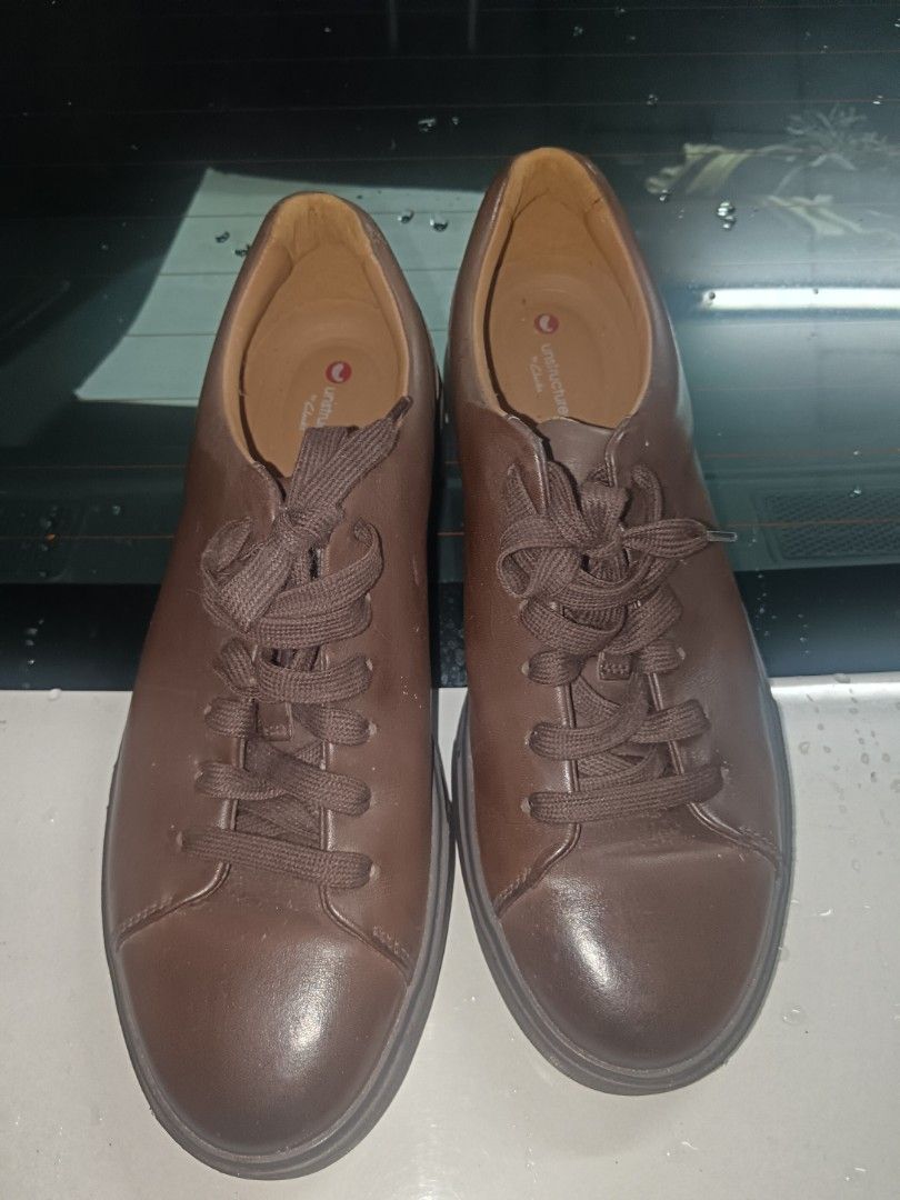 Clark sale leather sneakers