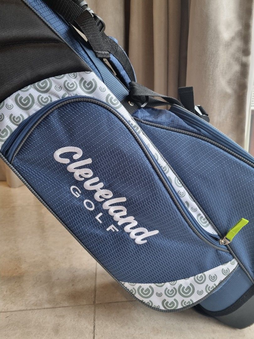 Cleveland Junior Golf Set Large, Sports Equipment, Sports & Games, Golf