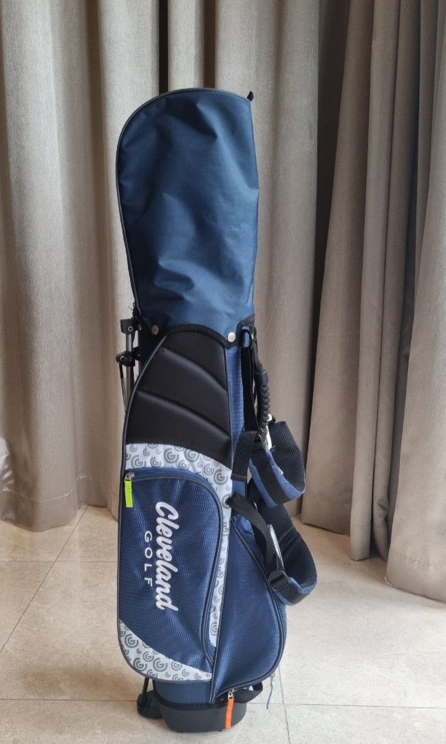 Cleveland Junior Golf Set Large, Sports Equipment, Sports & Games, Golf