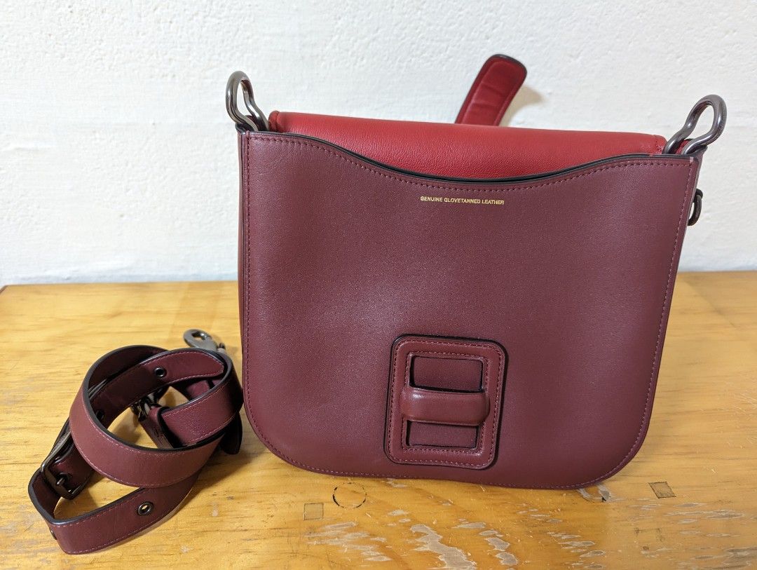 Coach courier shoulder hotsell bag