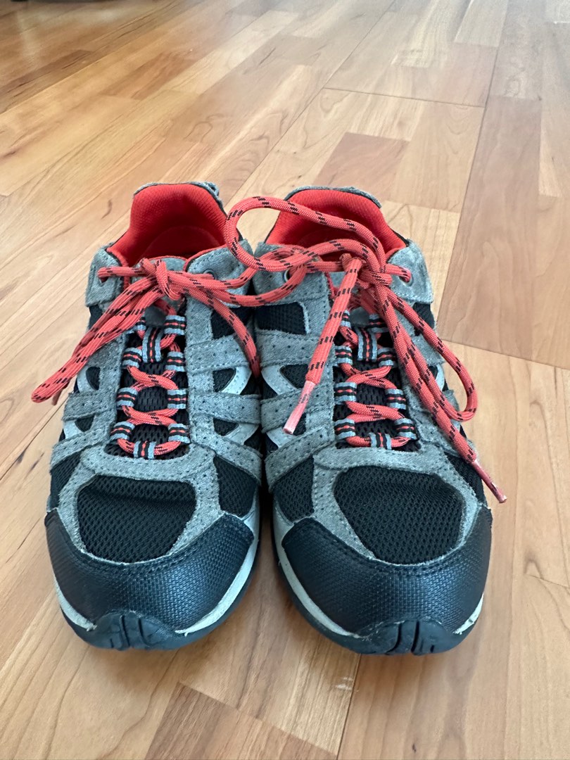 Columbia kids hiking shoes hotsell