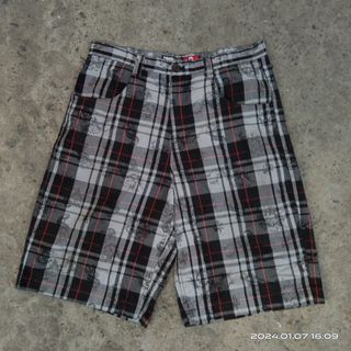 Crazy Y2K baggy skater shorts southpole