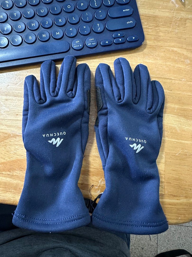 Decathlon snow gloves deals