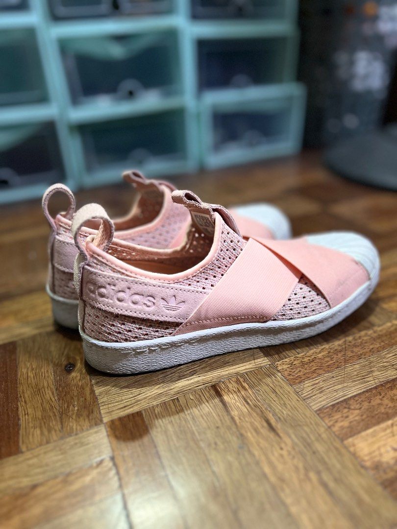 DECLUTTER SALE Original Adidas slip on shoes bought it in HK