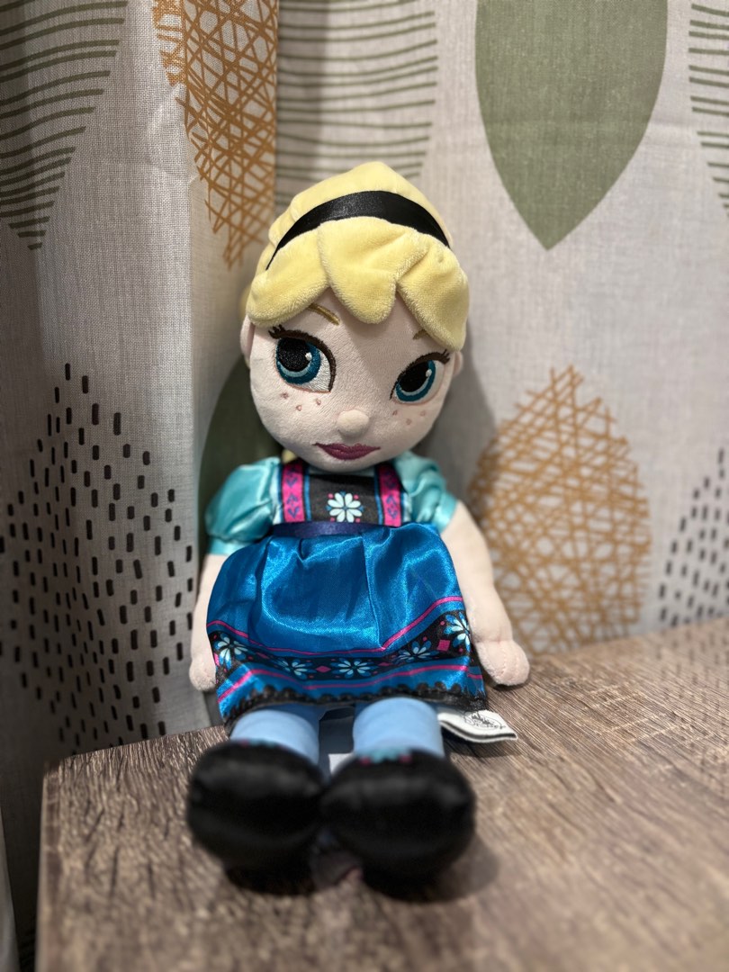 Disney Store Animators Collection Elsa 12