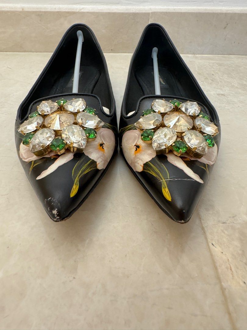 Dolce and Gabbana Pointed Flats