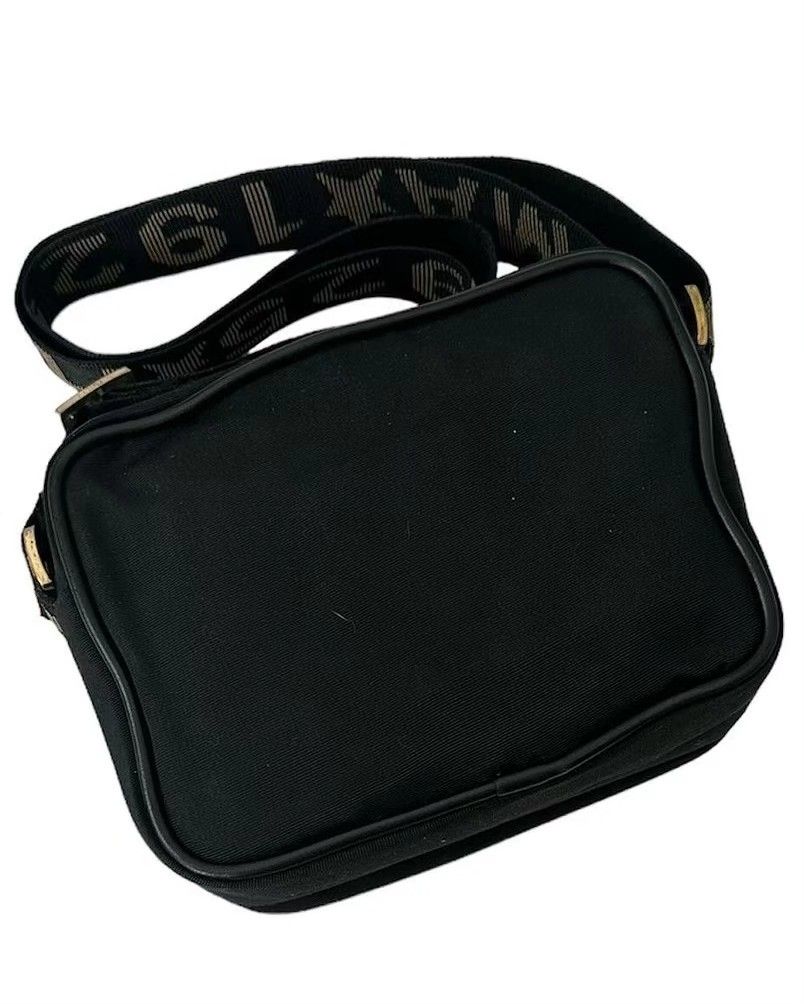 FENDI black camera bag (installment accepted) (Category: Luxury Bags & Wallets) located in Quezon City. Submitted by rmseller.2017 (Listing ID 1277522789, Image 3). Description: FENDI black camera bag | small | no inclusions | GC, 8.5/10 | P16,800 only (installment accepted) see last photo for SIZE REFERENCE of the bag.