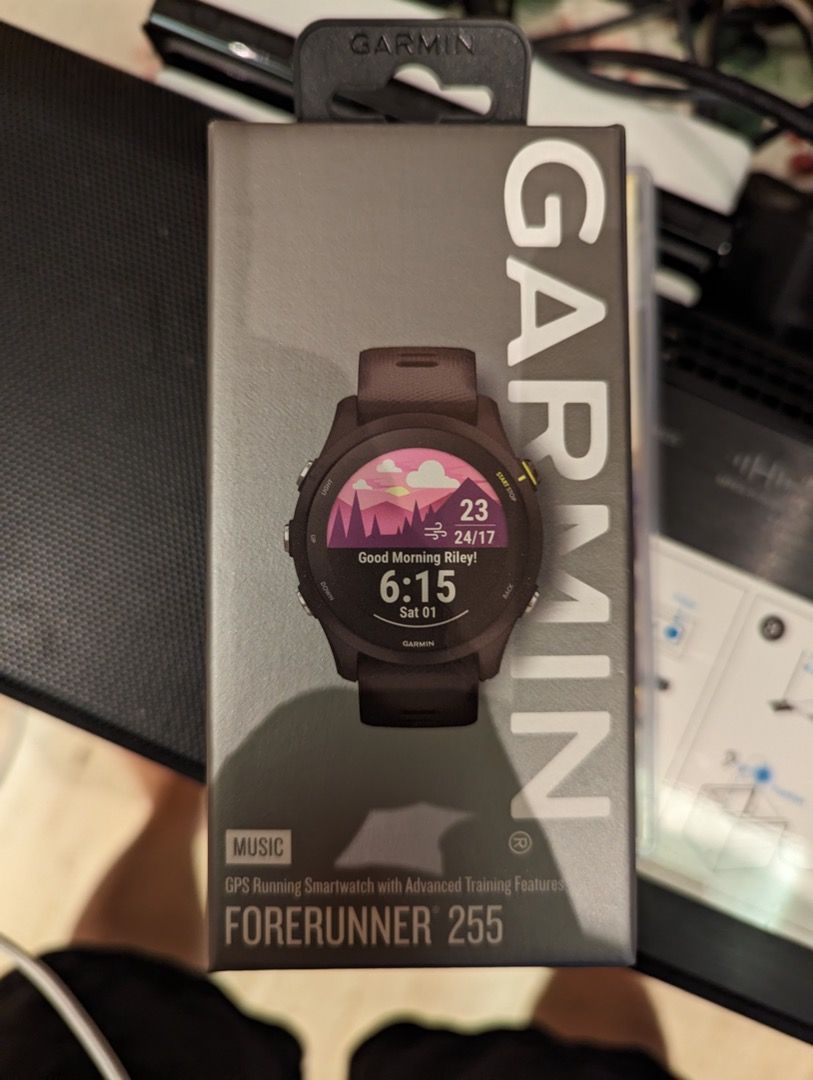 Garmin Forerunner® 255 Music  Running Smartwatch with Music
