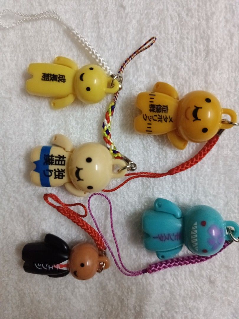 Gashapon Anizo keychain (Big), Hobbies & Toys, Collectibles
