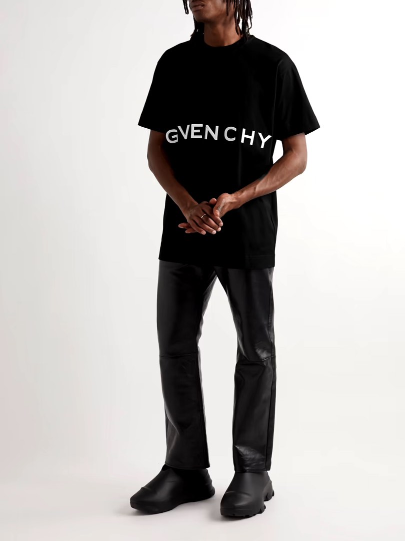 Givenchy t shirt deals mens black