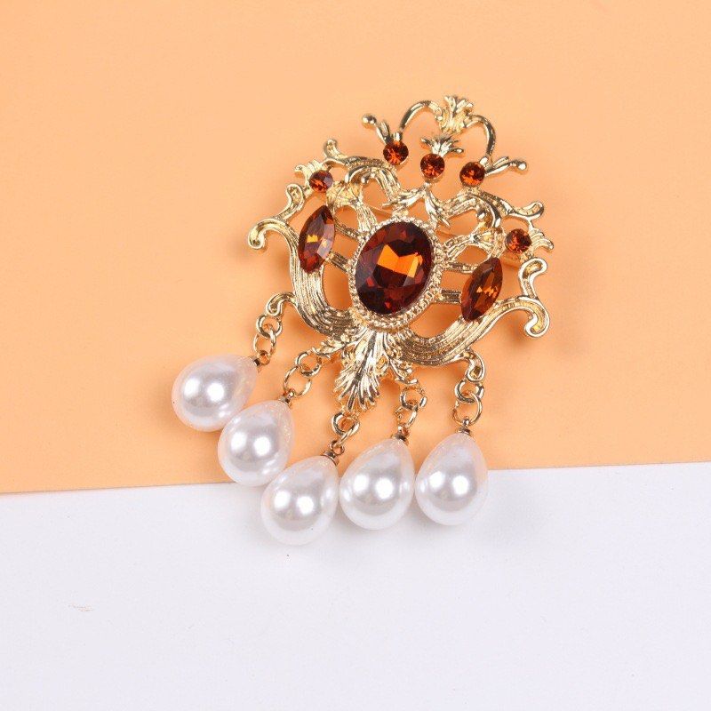 Gold brooches and pins cheap