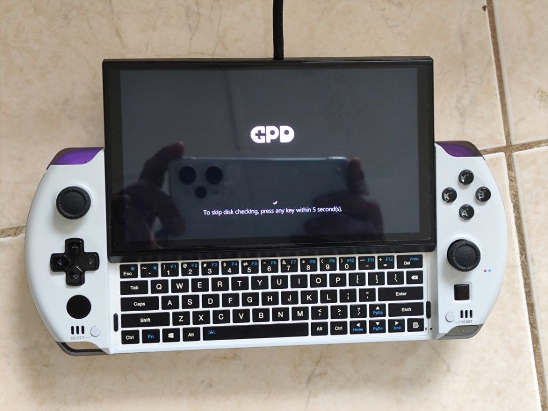 GPD Win 4 6800u 16GB 1TB