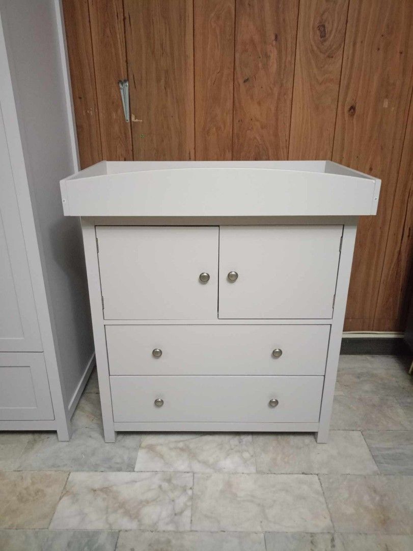 Baby changing outlet unit aldi