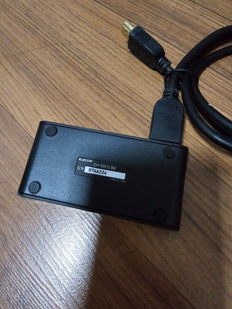 Hdmi divider, Computers & Tech, Parts & Accessories, Monitor Screens on ...
