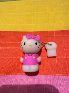 🧚🏻‍♀️ HELLO KITTY USB 🧚🏻‍♀️