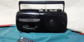 Hitachi TRK-5250 Radio Cassette