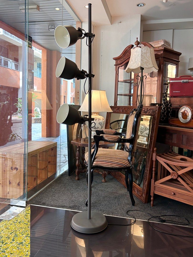 Hektar floor lamp beige sale