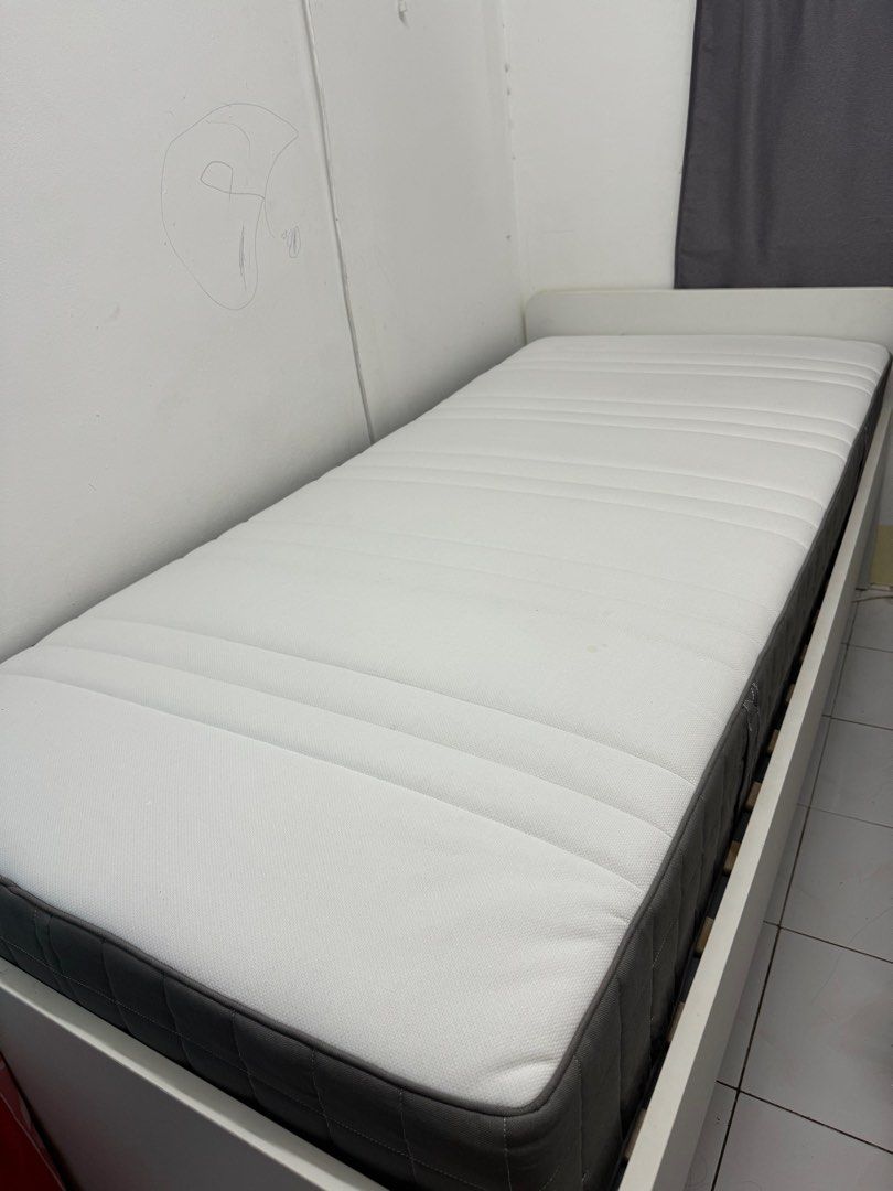 Ikea hovag store mattress single