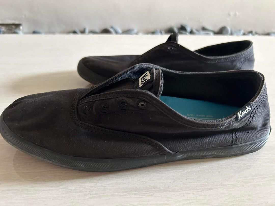 Keds chillax black top