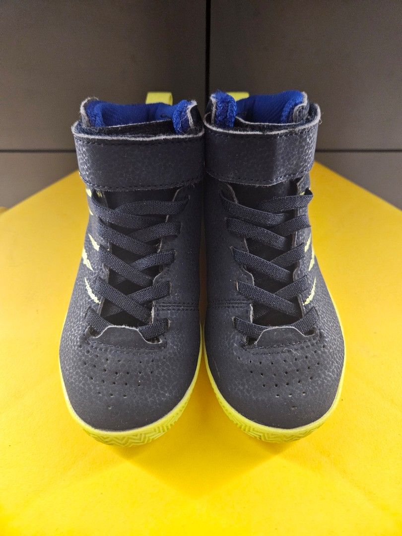 Childrens basketball shoes discount
