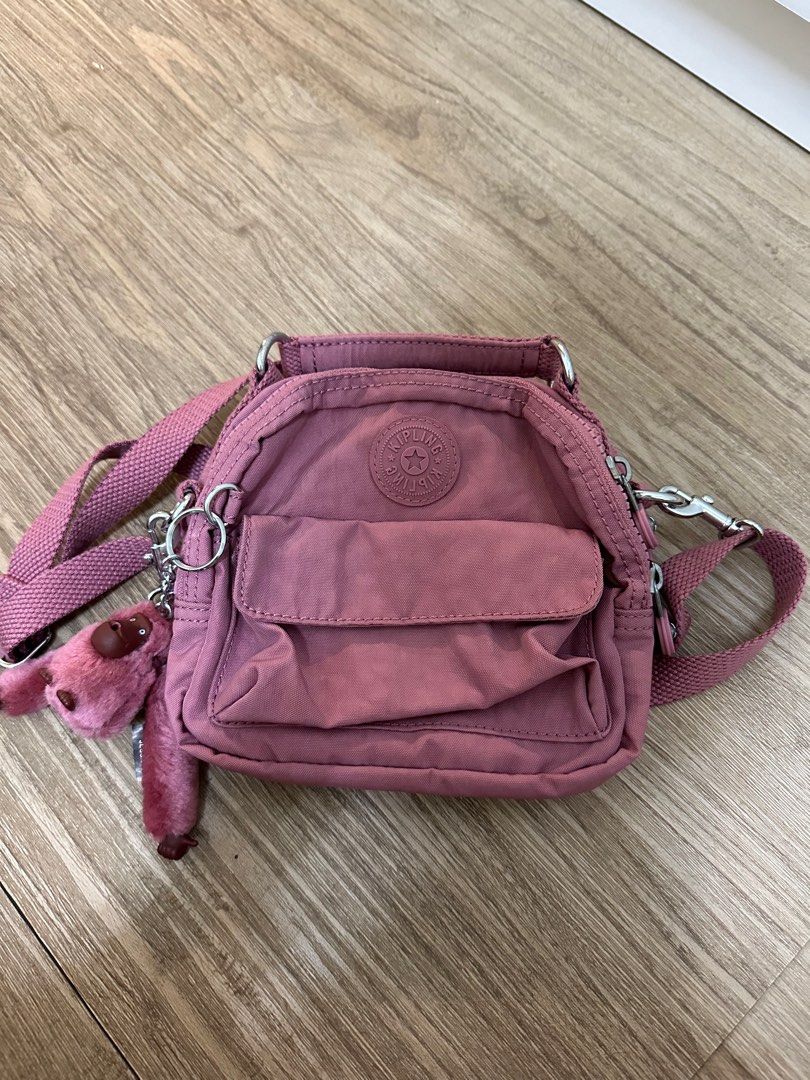 Kipling puck bag cheap