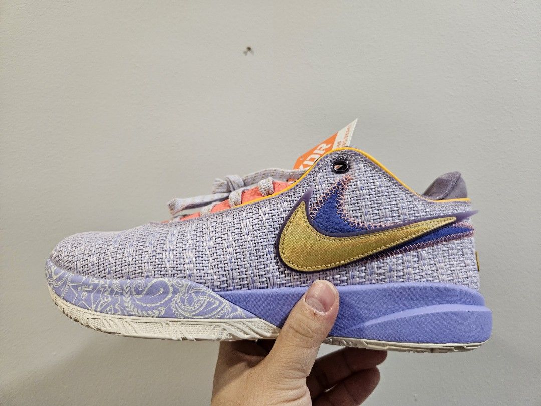 Purple gold outlet nike shoes