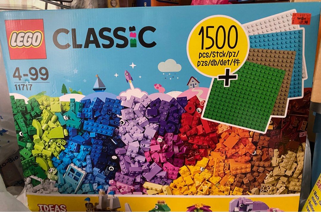 Lego 11717 Classic New in Sealed Box 1500 pcs 4 Based Plates
