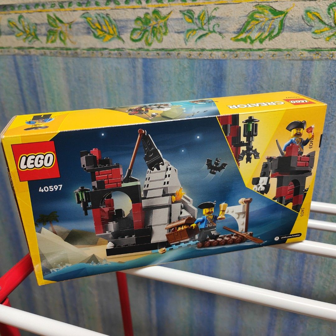 Lego pirate cave deals